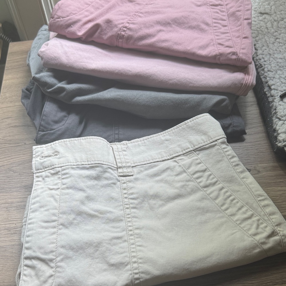 Old Navy OG Chinos Women's Shorts - Cream, Pink, Gray
